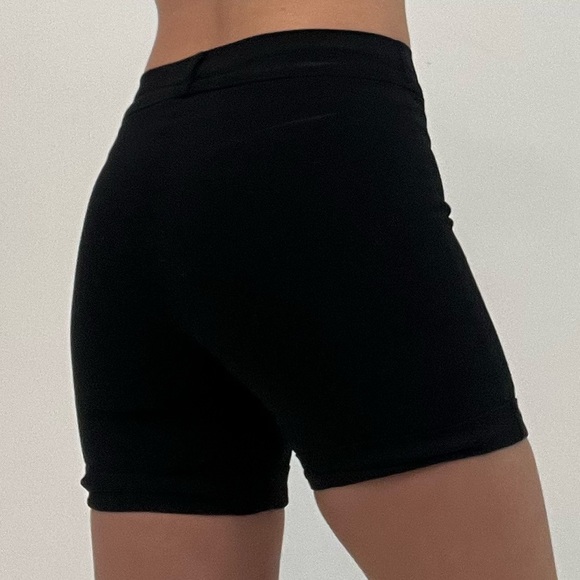 Fitted Shorts - Picture 3 of 6